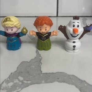 Little People Elsa and Olaf 2020